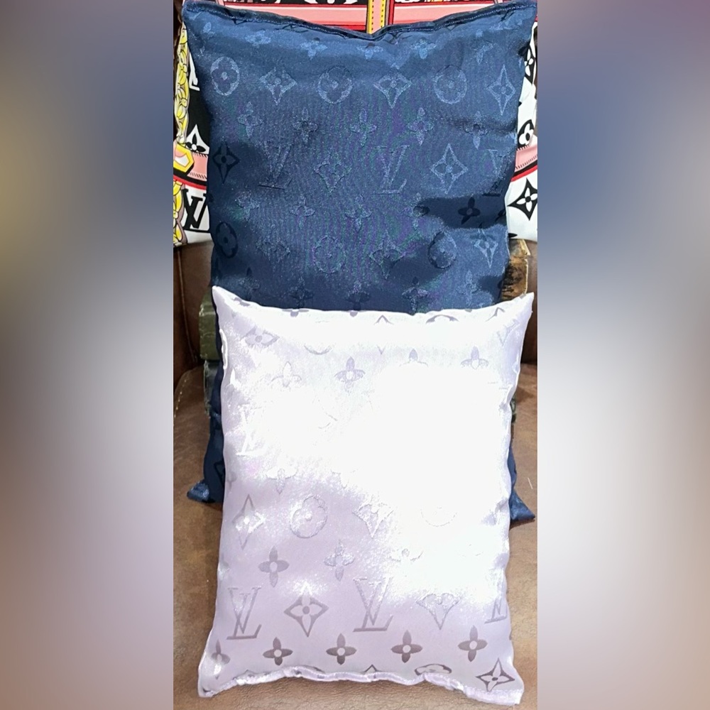 Boujie Bag Pillows -Medium Set of 2 (Choose Your Print)Please read description. - Picture 6 of 17